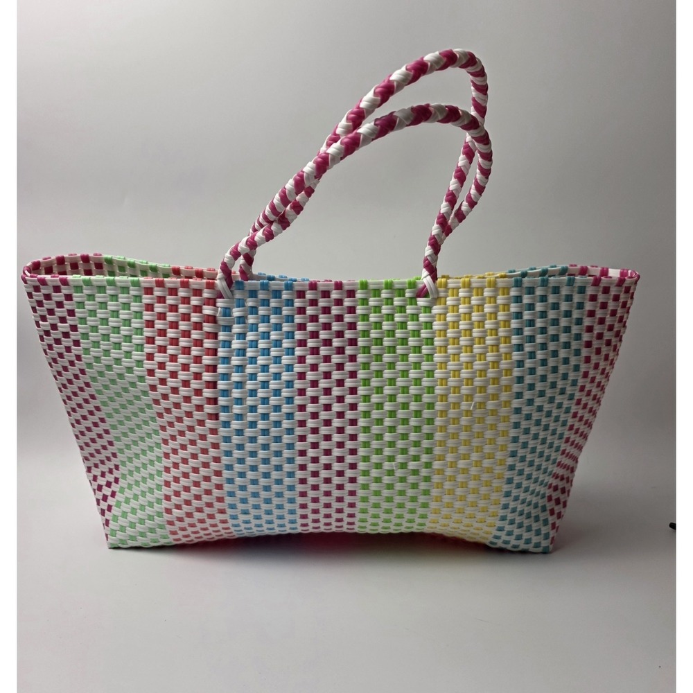 NEW Lilly Pulitzer Tote Bag All-weather Woven Recycled Plastic #0556 - Picture 3 of 4